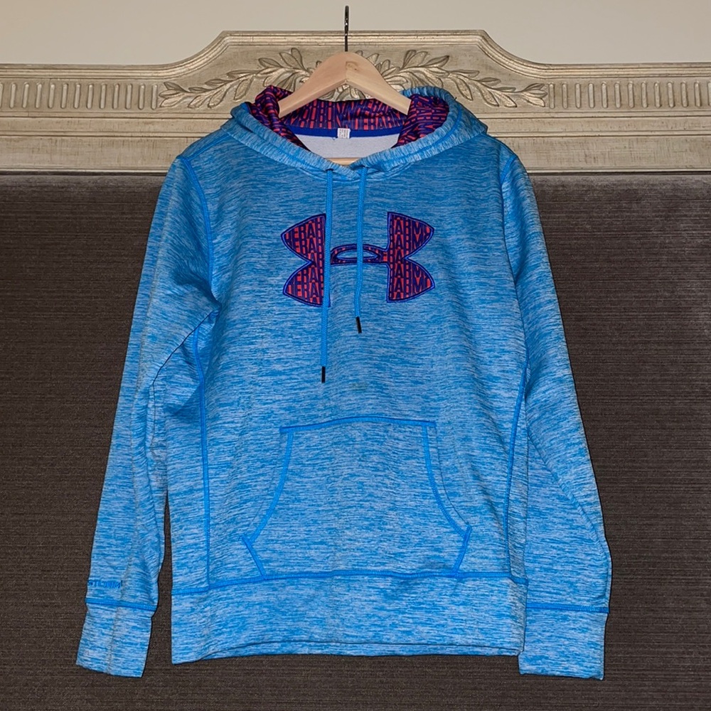 Under Armour sweatshirt